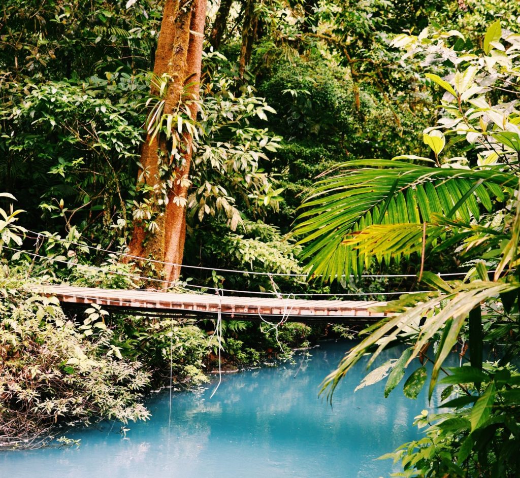 rio celeste costa rica